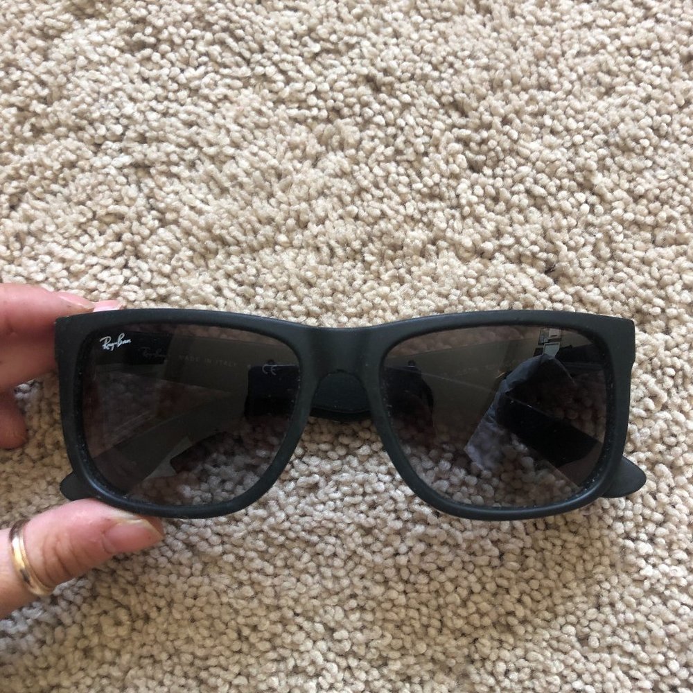 Men's Authentic Rayban Sunglasses